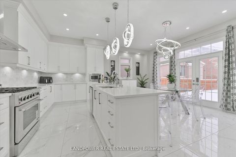 Photo 12 at 20 Tesla Crescent, Holland Landing, East Gwillimbury