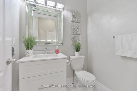 Photo 19 at 20 Tesla Crescent, Holland Landing, East Gwillimbury