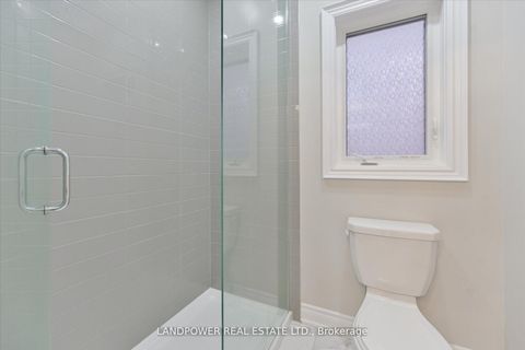 Photo 35 at 20 Tesla Crescent, Holland Landing, East Gwillimbury
