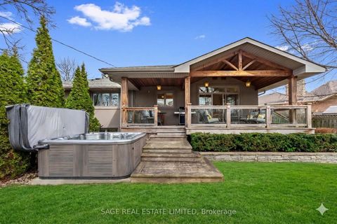 Photo 44 at 31 Ashwood Crescent, Rosethorn, Toronto