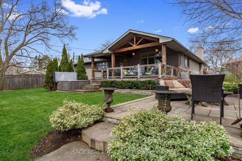 Photo 47 at 31 Ashwood Crescent, Rosethorn, Toronto