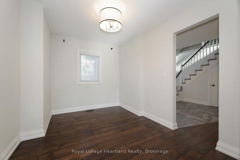 Photo 10 at 15 SCARBOROUGH HEIGHTS Boulevard, Cliffcrest, Toronto