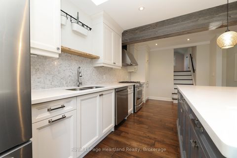 Photo 15 at 15 SCARBOROUGH HEIGHTS Boulevard, Cliffcrest, Toronto