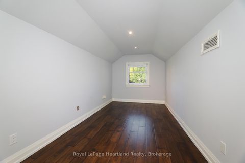 Photo 17 at 15 SCARBOROUGH HEIGHTS Boulevard, Cliffcrest, Toronto