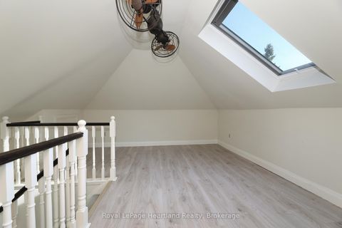 Photo 22 at 15 SCARBOROUGH HEIGHTS Boulevard, Cliffcrest, Toronto