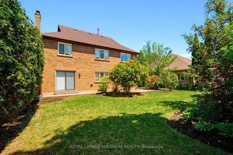 Photo 6 at 91 Wilshire Boulevard, East Woodbridge, Vaughan