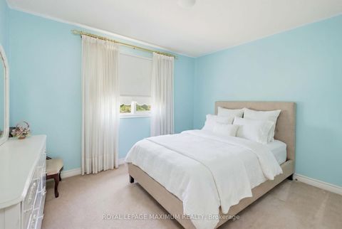Photo 19 at 91 Wilshire Boulevard, East Woodbridge, Vaughan