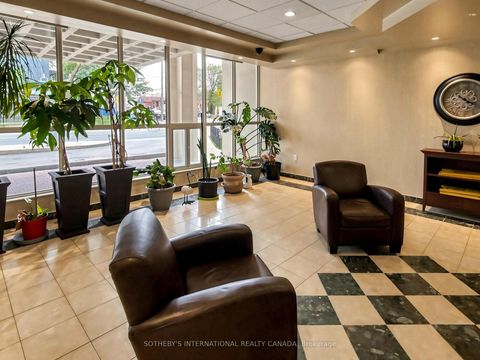 Photo 7 at 403 - 135 Marlee Avenue, Belgravia, Toronto