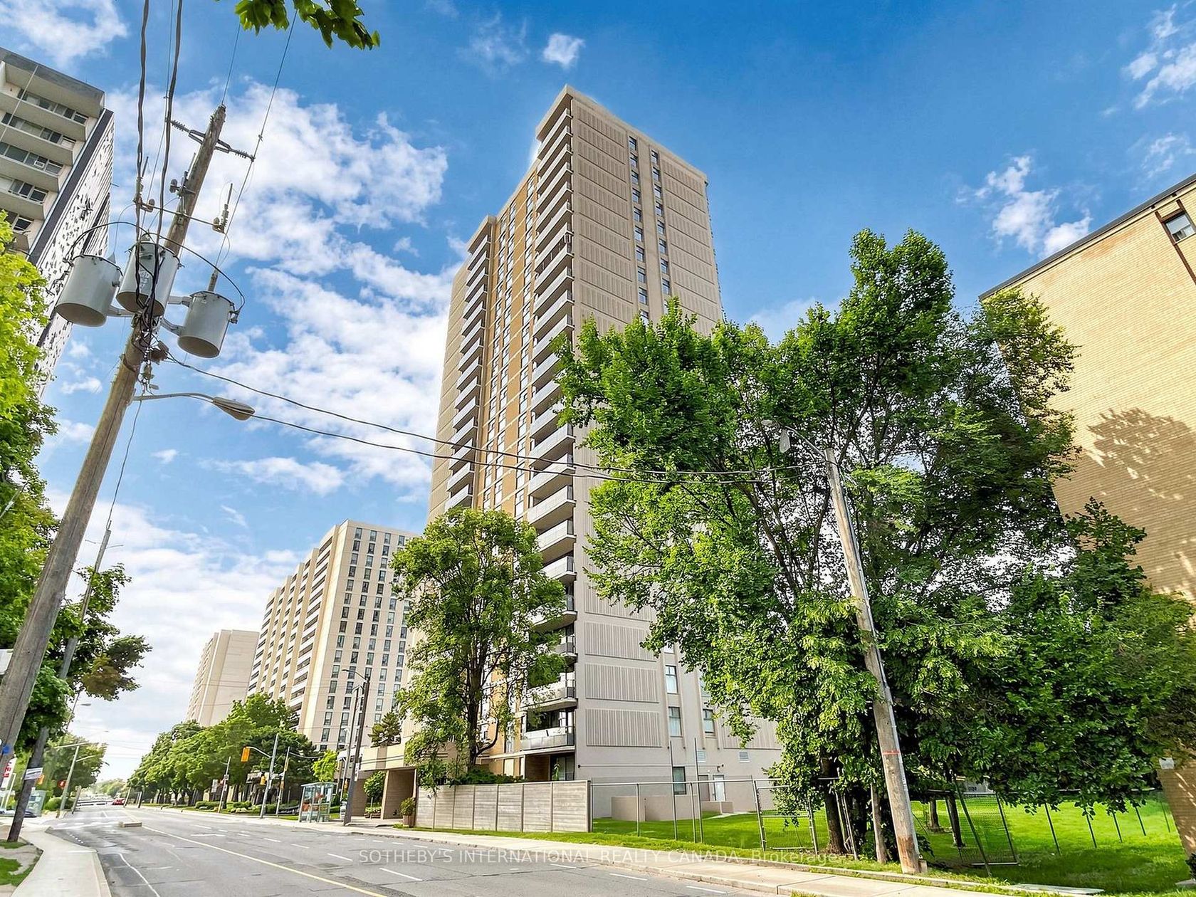 403 - 135 Marlee Avenue, Belgravia, Toronto 