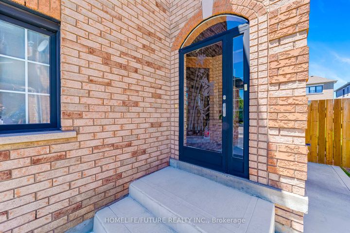 Photo 1 at 556 Highglen Avenue, Middlefield, Markham