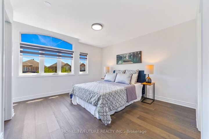 Photo 21 at 556 Highglen Avenue, Middlefield, Markham