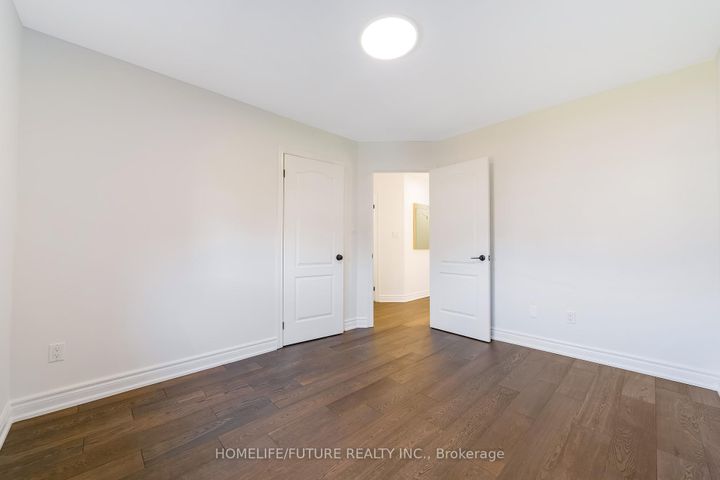 Photo 29 at 556 Highglen Avenue, Middlefield, Markham
