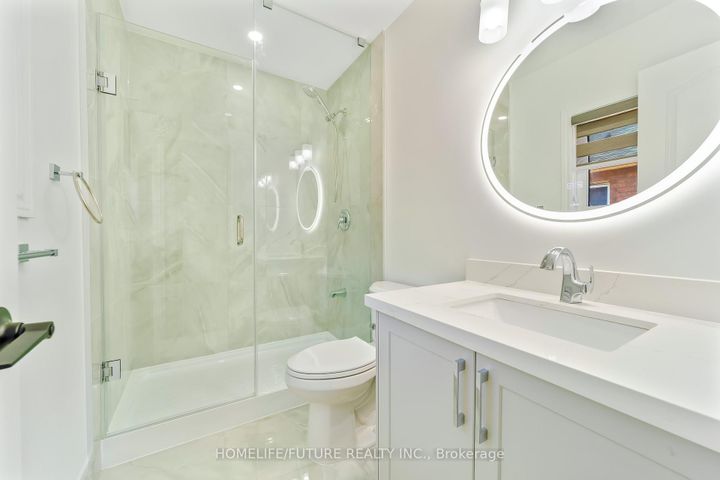 Photo 32 at 556 Highglen Avenue, Middlefield, Markham