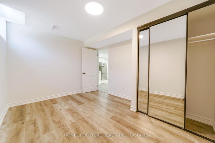 Photo 42 at 556 Highglen Avenue, Middlefield, Markham