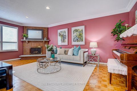 Photo 11 at 52 Janesville Road, Uplands, Vaughan