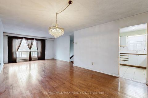 Photo 5 at 34 Yucatan Road, Pleasant View, Toronto