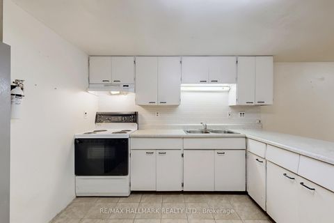 Photo 36 at 34 Yucatan Road, Pleasant View, Toronto