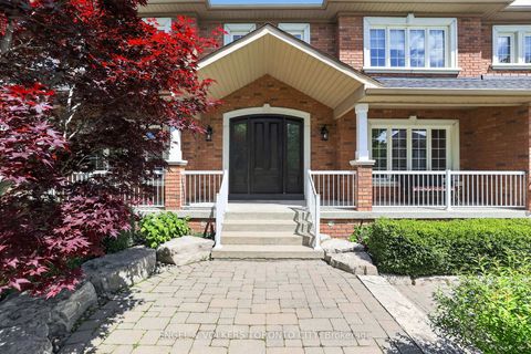 Photo 2 at 8 Duncton Wood Crescent, Hills of St Andrew, Aurora