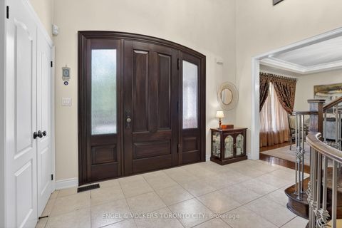 Photo 5 at 8 Duncton Wood Crescent, Hills of St Andrew, Aurora