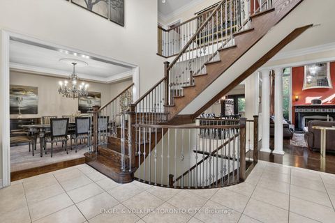 Photo 6 at 8 Duncton Wood Crescent, Hills of St Andrew, Aurora