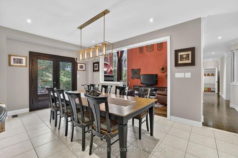 Photo 9 at 8 Duncton Wood Crescent, Hills of St Andrew, Aurora