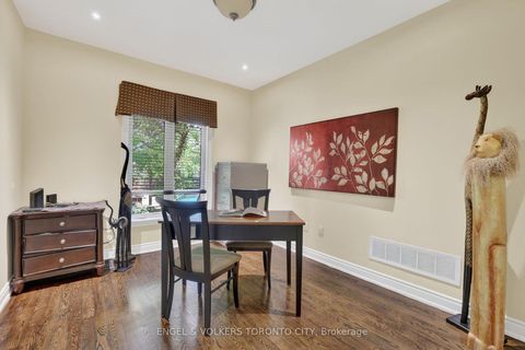 Photo 20 at 8 Duncton Wood Crescent, Hills of St Andrew, Aurora