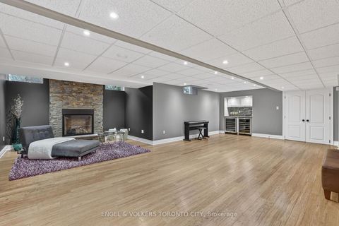 Photo 33 at 8 Duncton Wood Crescent, Hills of St Andrew, Aurora