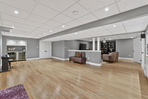 Photo 34 at 8 Duncton Wood Crescent, Hills of St Andrew, Aurora