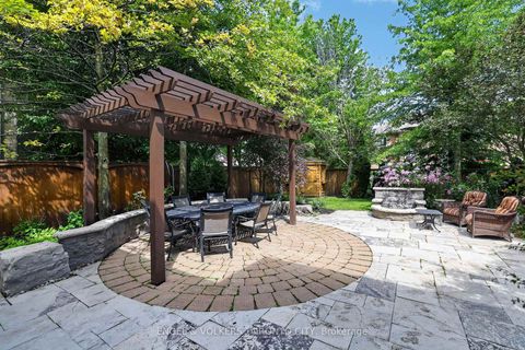 Photo 40 at 8 Duncton Wood Crescent, Hills of St Andrew, Aurora
