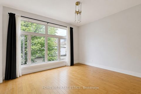 Photo 11 at 476 King Street E, Moss Park, Toronto