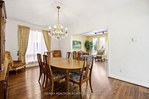 Photo 4 at 623 Coldstream Avenue, Lawrence, Toronto