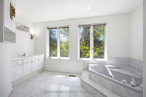 Photo 10 at 623 Coldstream Avenue, Lawrence, Toronto