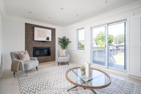 Photo 4 at 84 Harding Avenue, Amesbury, Toronto