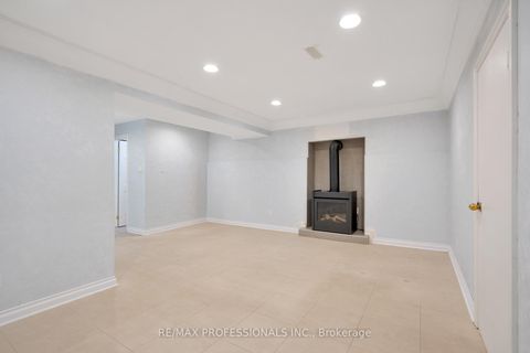 Photo 45 at 84 Harding Avenue, Amesbury, Toronto