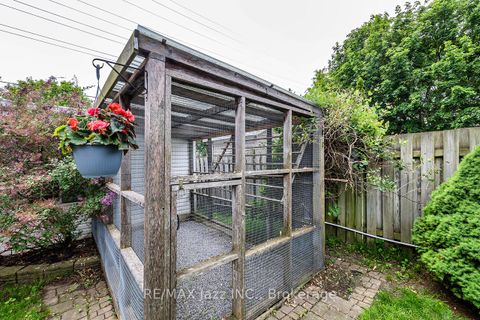 Photo 26 at 11 Chance Court, Bowmanville, Clarington