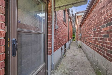 Photo 32 at 498 Plains Road, East York, Toronto