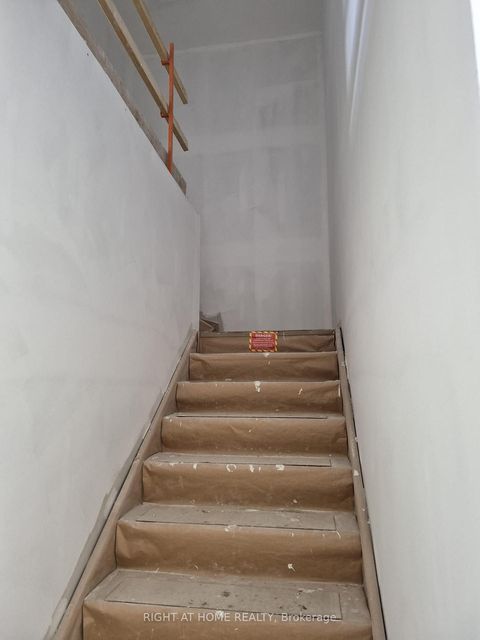 Photo 8 at 17 Ravenscraig Place, Cookstown, Innisfil