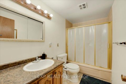 Photo 19 at 376 Surrey Drive, Eastdale, Oshawa
