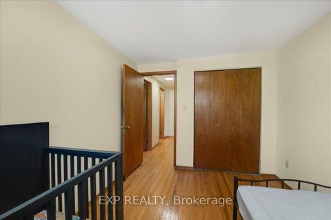 Photo 22 at 376 Surrey Drive, Eastdale, Oshawa