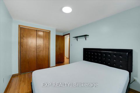 Photo 24 at 376 Surrey Drive, Eastdale, Oshawa