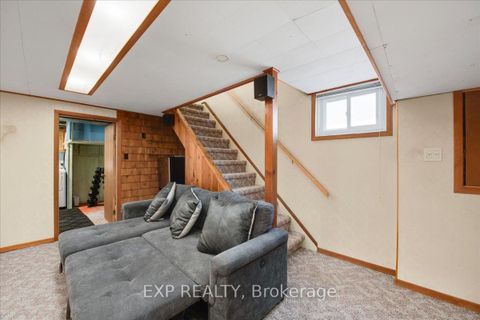 Photo 26 at 376 Surrey Drive, Eastdale, Oshawa