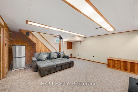 Photo 32 at 376 Surrey Drive, Eastdale, Oshawa