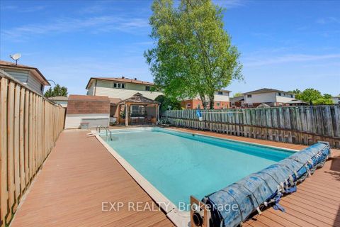 Photo 37 at 376 Surrey Drive, Eastdale, Oshawa