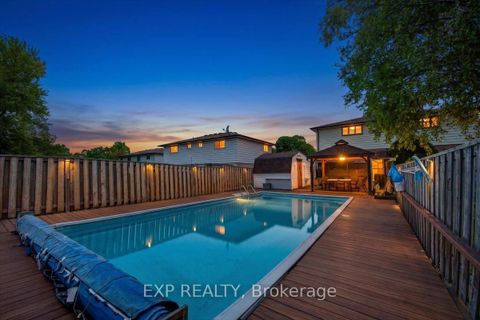 Photo 39 at 376 Surrey Drive, Eastdale, Oshawa