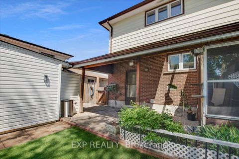 Photo 42 at 376 Surrey Drive, Eastdale, Oshawa