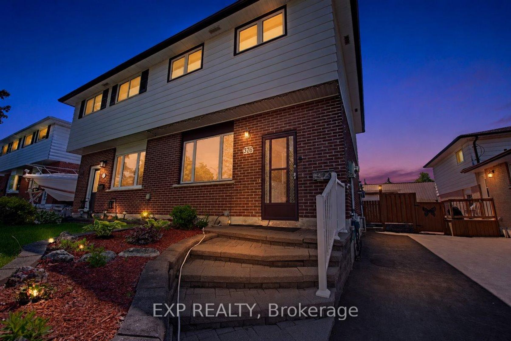 376 Surrey Drive, Eastdale, Oshawa 