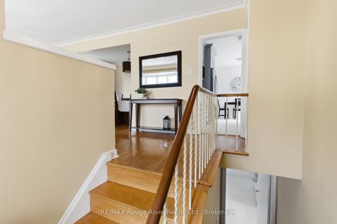 Photo 2 at 910 Crocus Crescent, Downtown Whitby, Whitby