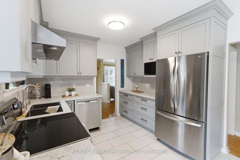 Photo 12 at 910 Crocus Crescent, Downtown Whitby, Whitby