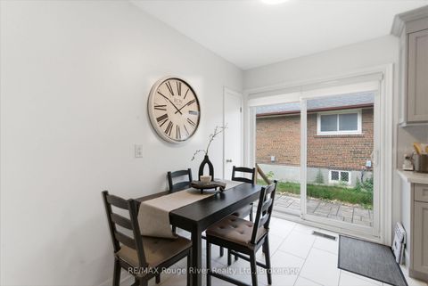 Photo 14 at 910 Crocus Crescent, Downtown Whitby, Whitby