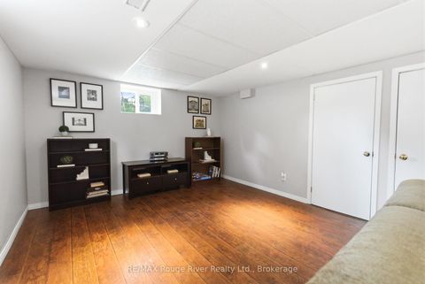 Photo 28 at 910 Crocus Crescent, Downtown Whitby, Whitby